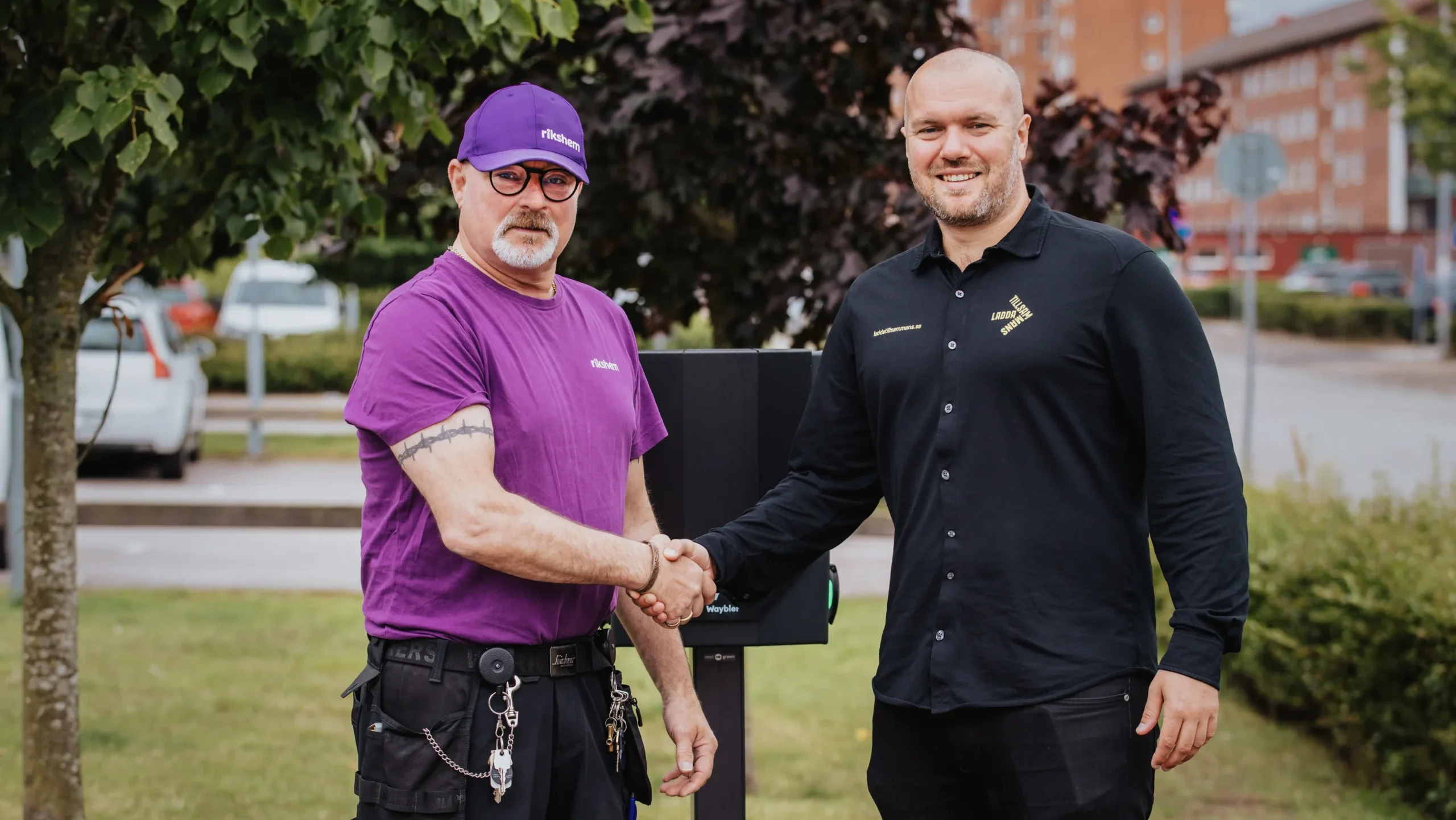 Totte Bergdahl från LaddaTillsammans med Rikshems representant