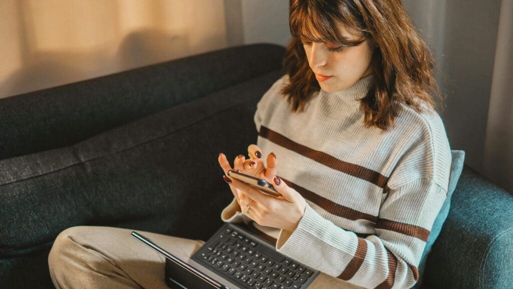 Ladda bilen bidrag i praktiken – två laddpunkter per stolpe i BRF