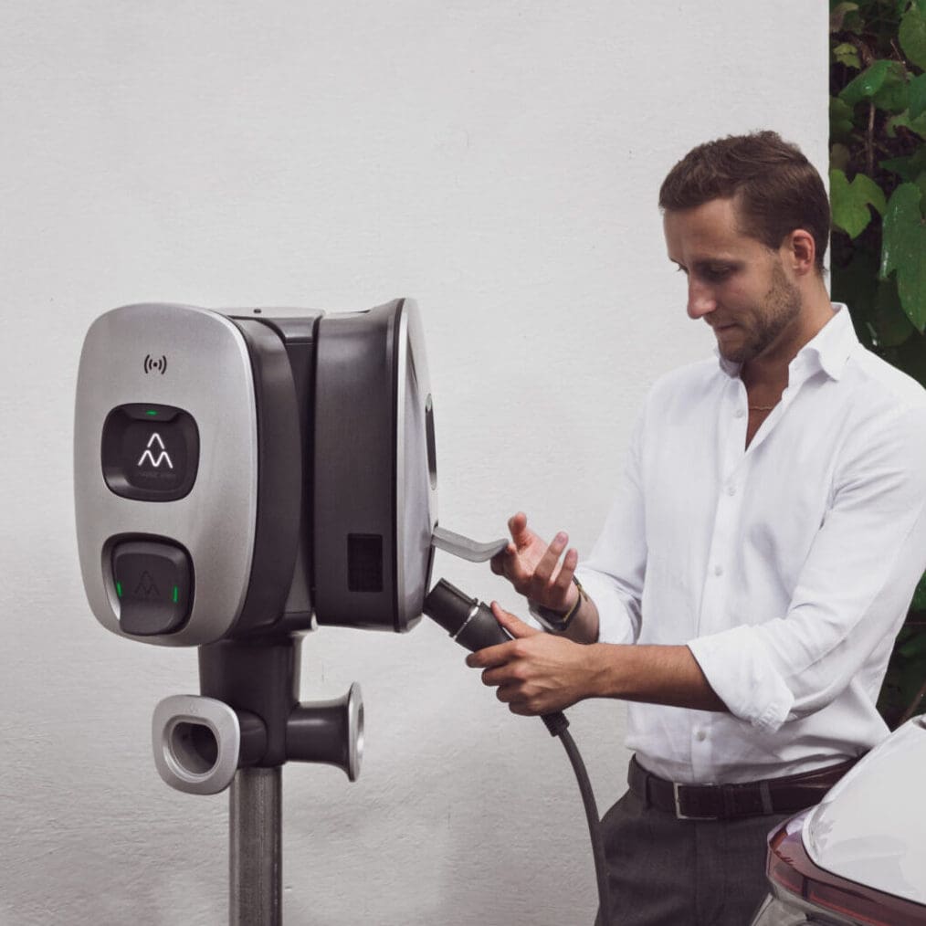 ChargeAmps Dawn elbilsladdare