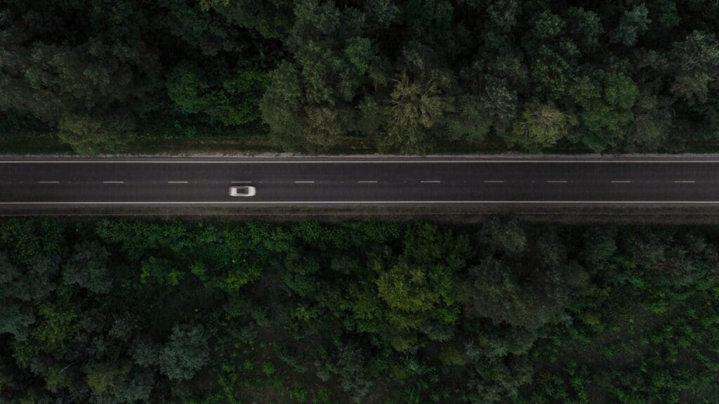 Elbilens miljöpåverkan är en av de viktigaste frågorna i omställningen till hållbara transporter